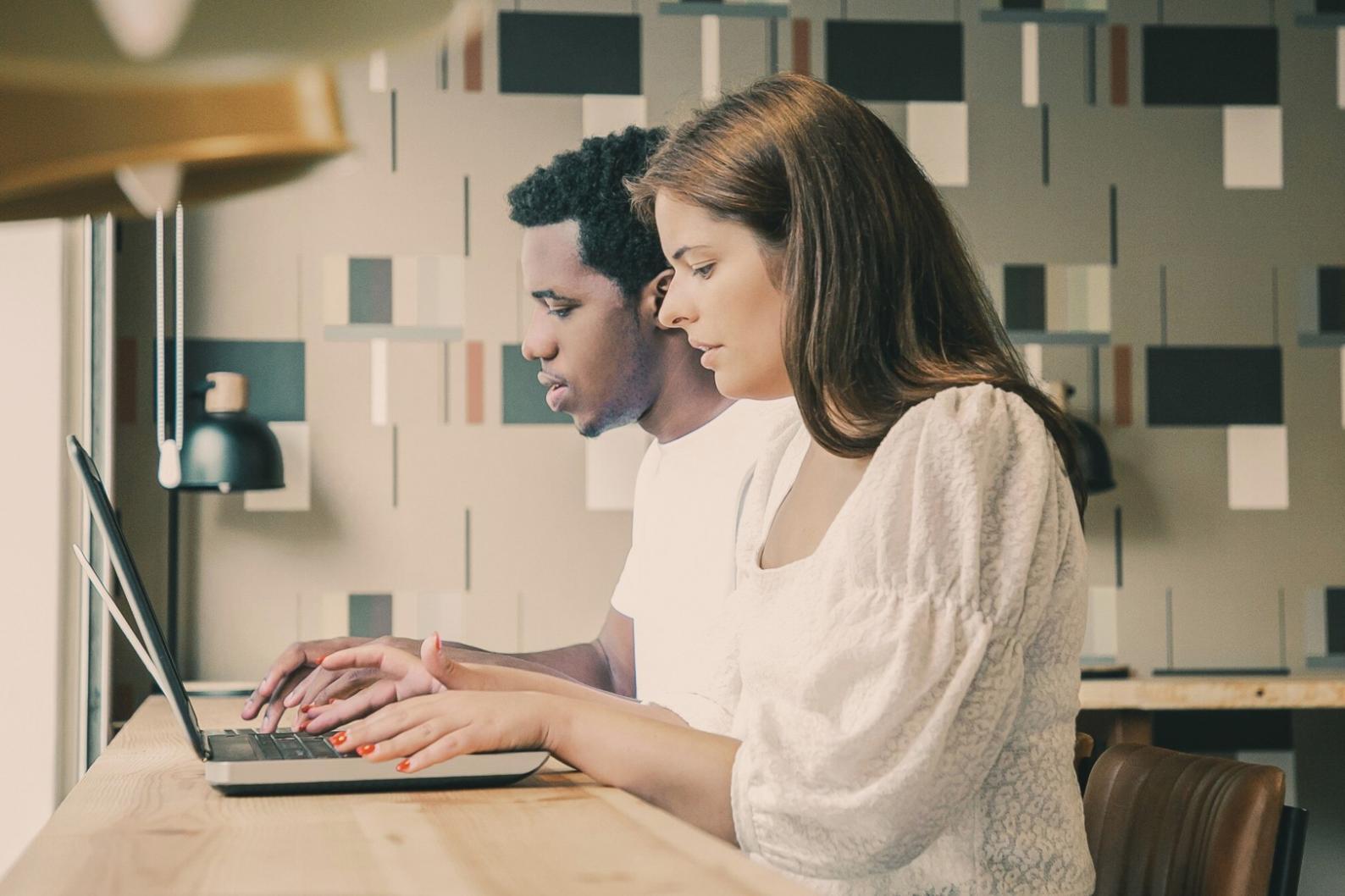 Офис команды Examinex